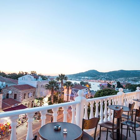 Menendi Otel Foça Dış mekan fotoğraf