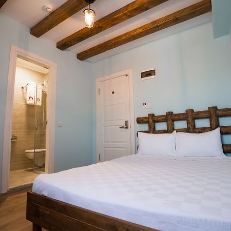 Menendi Otel Foça Dış mekan fotoğraf