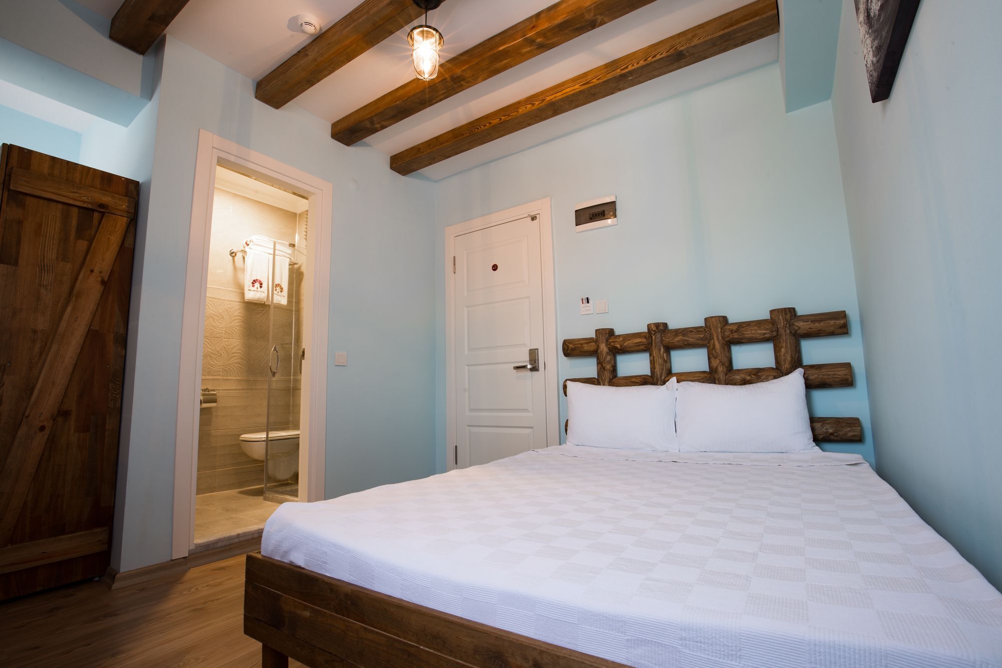Menendi Otel Foça Dış mekan fotoğraf