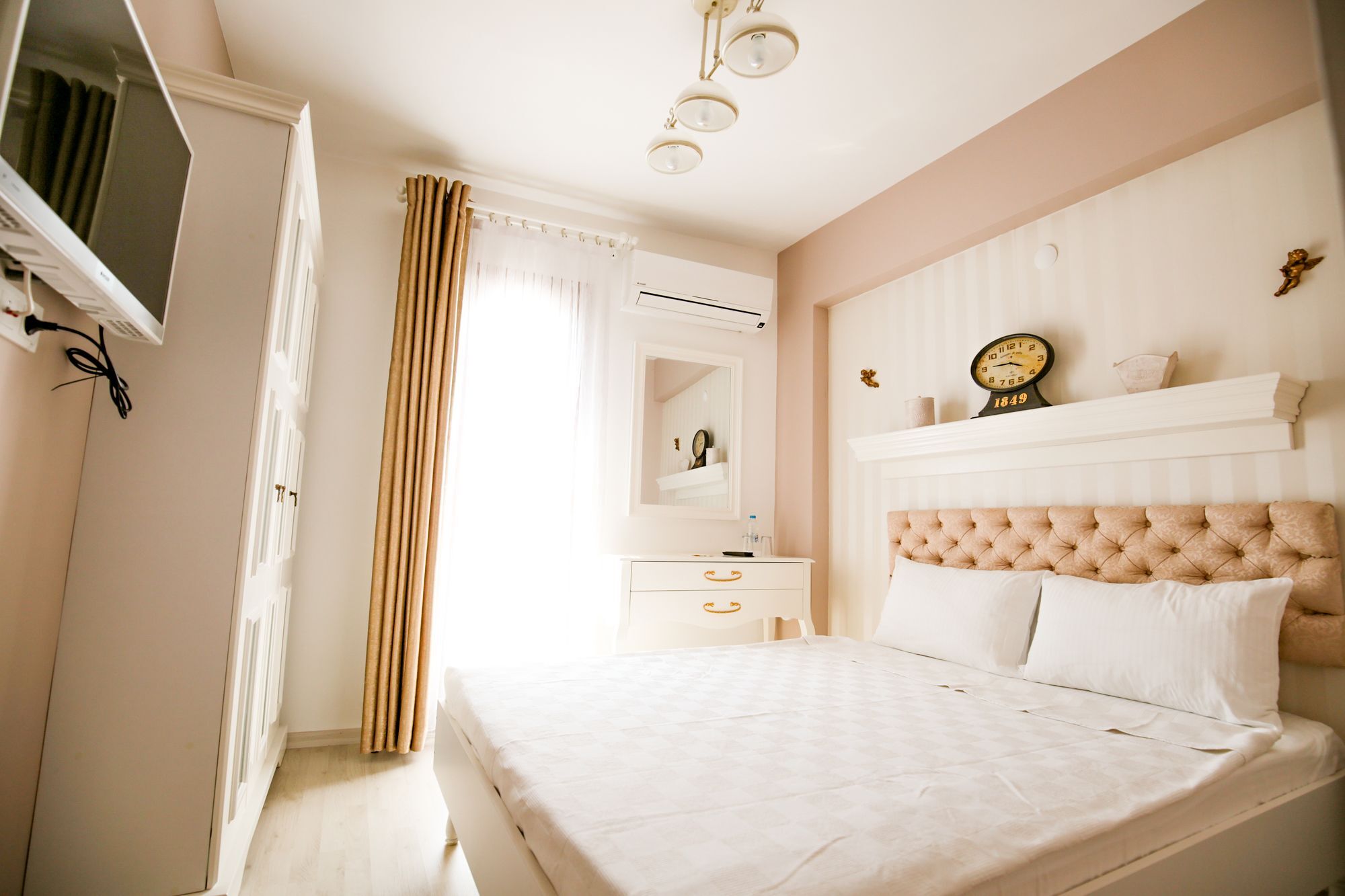 Menendi Otel Foça Dış mekan fotoğraf