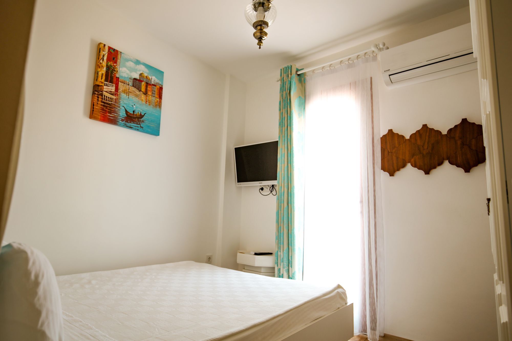 Menendi Otel Foça Dış mekan fotoğraf