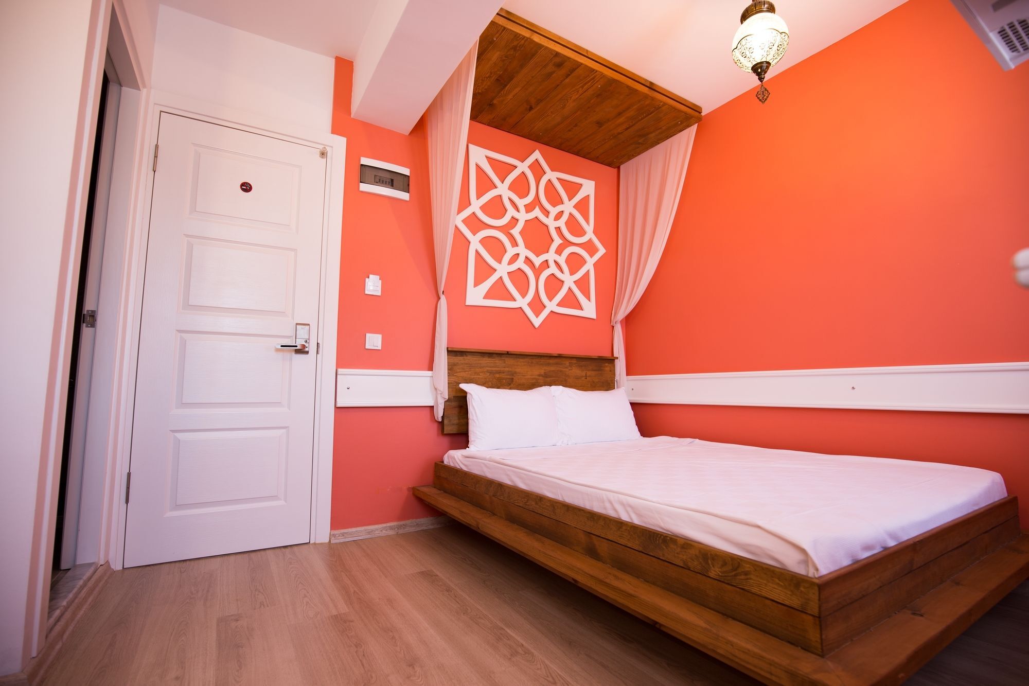 Menendi Otel Foça Dış mekan fotoğraf
