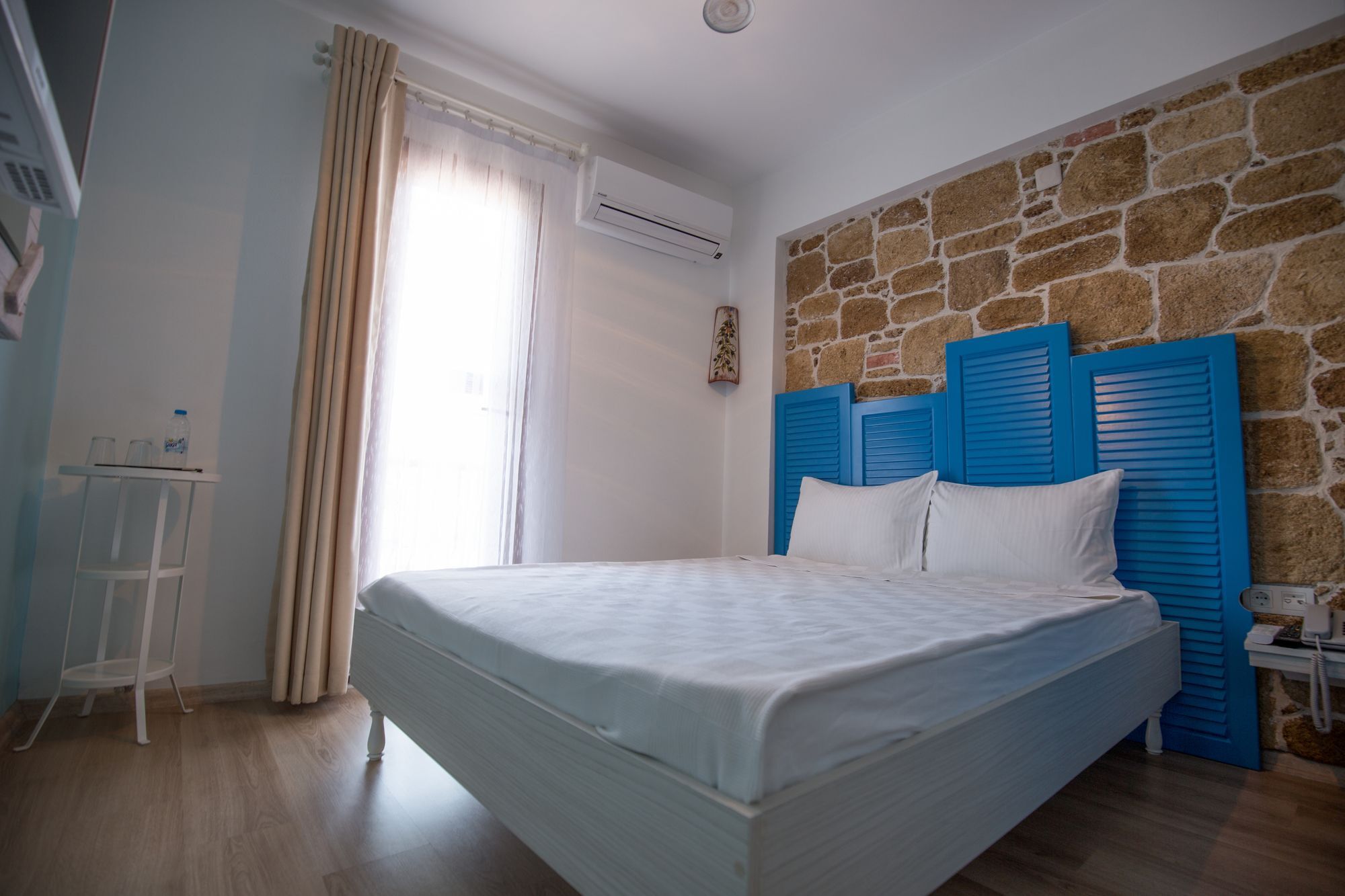 Menendi Otel Foça Dış mekan fotoğraf